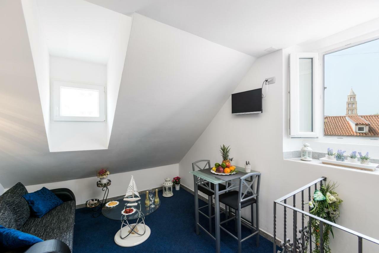 Nona Lena Studio Apartment สปลิท ภายนอก รูปภาพ