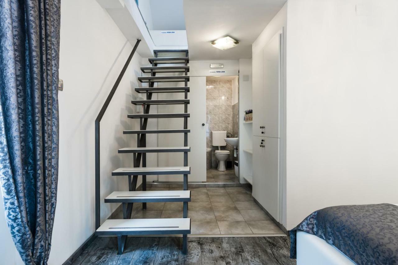Nona Lena Studio Apartment สปลิท ภายนอก รูปภาพ